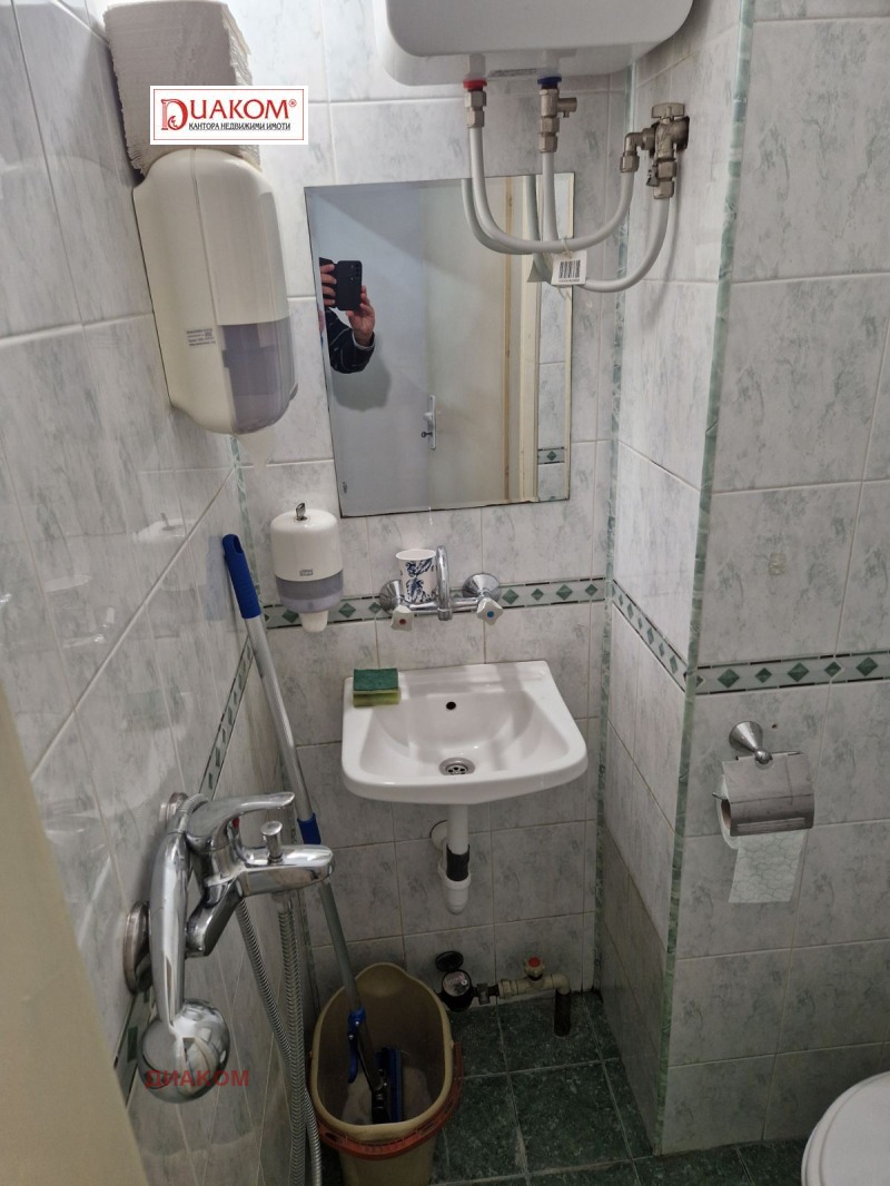 Дава под наем МАГАЗИН, гр. Бургас, Център, снимка 7 - Магазини - 52292503