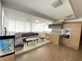 2 slaapkamers Vladislav Varnentsjik 1, Varna