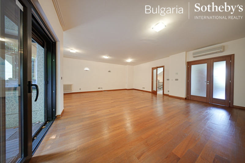 Til leje  Hus Sofia , Boyana , 476 kvm | 99408025 - billede [2]