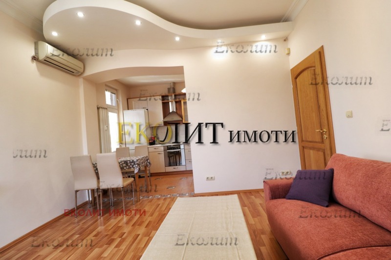 Дава под Наем 4-СТАЕН в град София, Център - 110 кв.м / 750 € » 1 466.87 лв., ЕКОЛИТ ИМОТИ