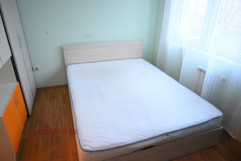 Дава под наем 3-СТАЕН, гр. София, Мусагеница, снимка 9 - Апартаменти - 52927725