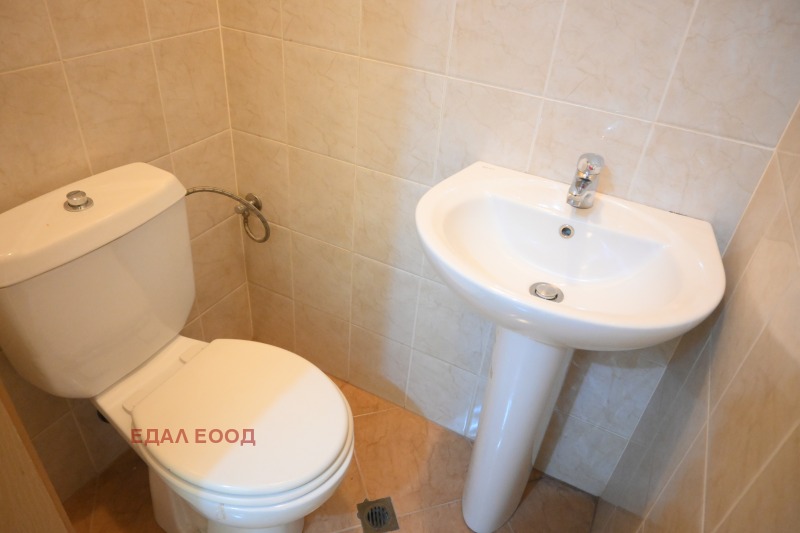 Дава под наем 3-СТАЕН, гр. София, Мусагеница, снимка 13 - Апартаменти - 52927725