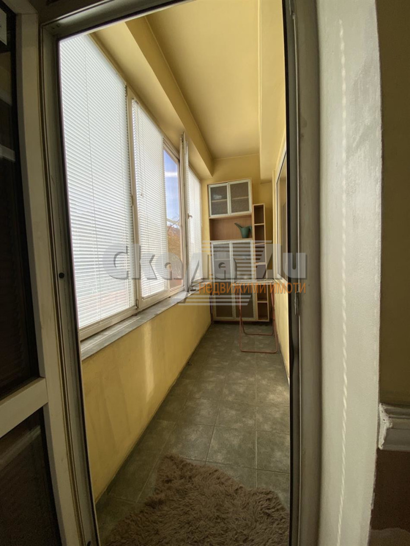 Дава под наем 4-СТАЕН, гр. София, Център, снимка 8 - Апартаменти - 52535542