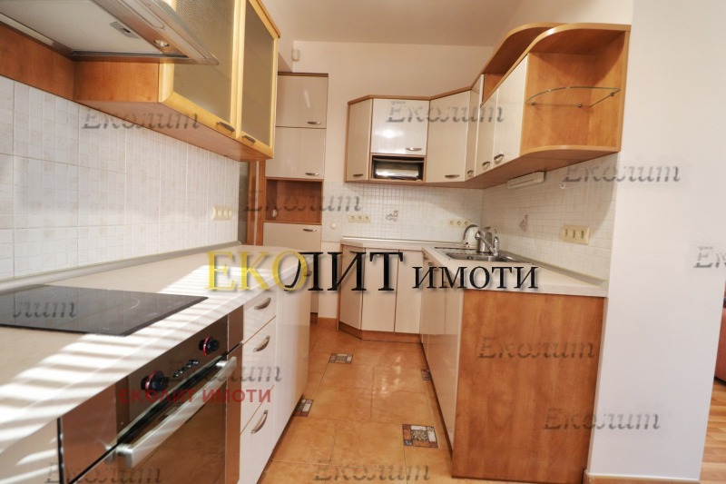 Дава под наем 4-СТАЕН, гр. София, Център, снимка 2 - Апартаменти - 52649924