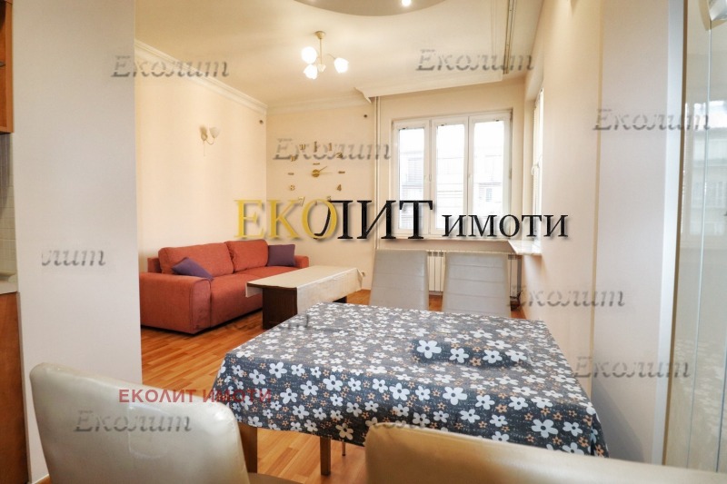 Дава под наем 4-СТАЕН, гр. София, Център, снимка 3 - Апартаменти - 52649924