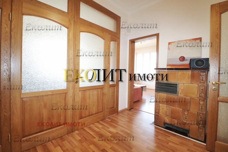 Дава под наем 4-СТАЕН, гр. София, Център