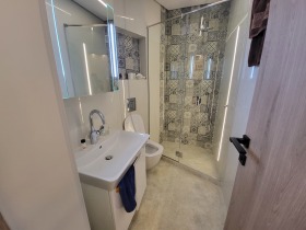 2 bedroom Vitosha, Sofia 6