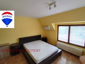 Pod Hâșove, Ruse 1
