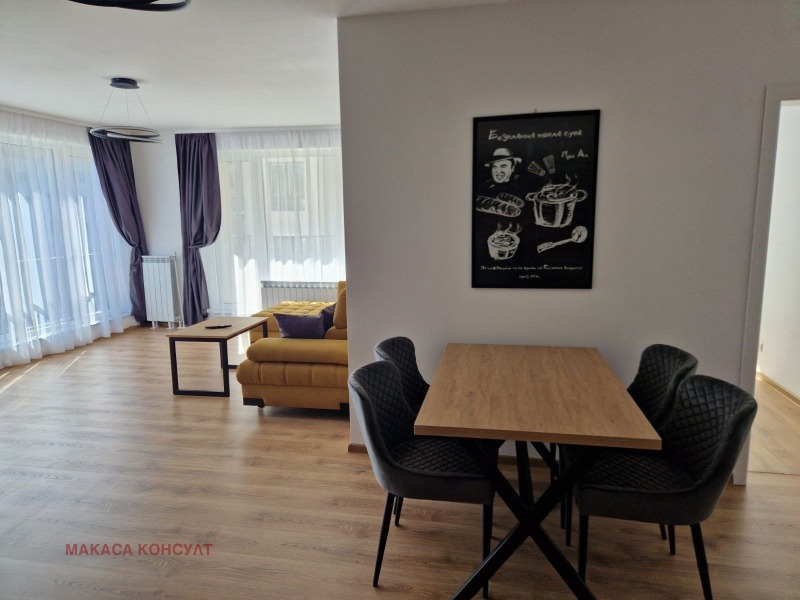 Издаје се  2 спаваће собе Софија , Малинова долина , 110 м2 | 66923433