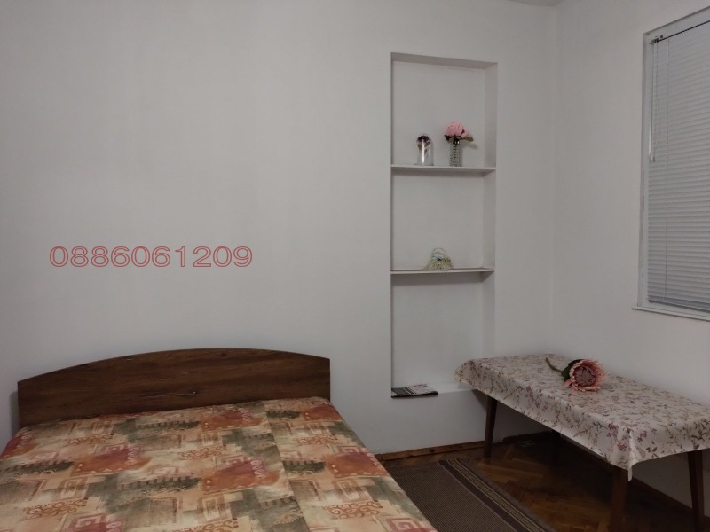 Дава под наем 2-СТАЕН, гр. Шумен, Болницата, снимка 4 - Апартаменти - 52783312