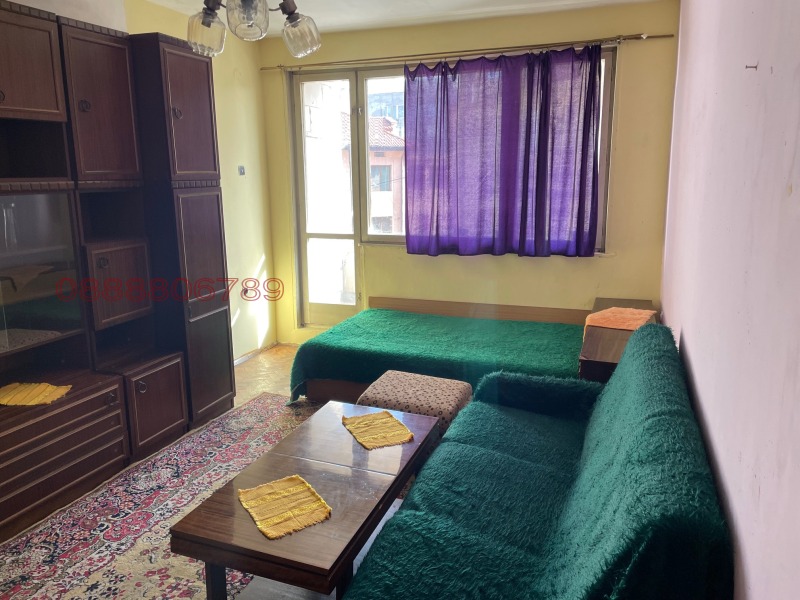 Дава под наем 3-СТАЕН, гр. Търговище, Център