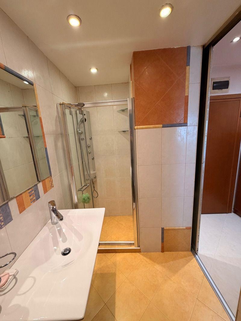 Дава под наем 3-СТАЕН, гр. София, Център, снимка 8 - Апартаменти - 54350683