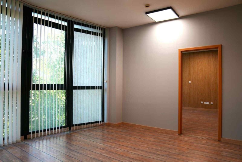 Do wynajęcia  Biuro Sofia , Lozenec , 70 mkw | 29013535