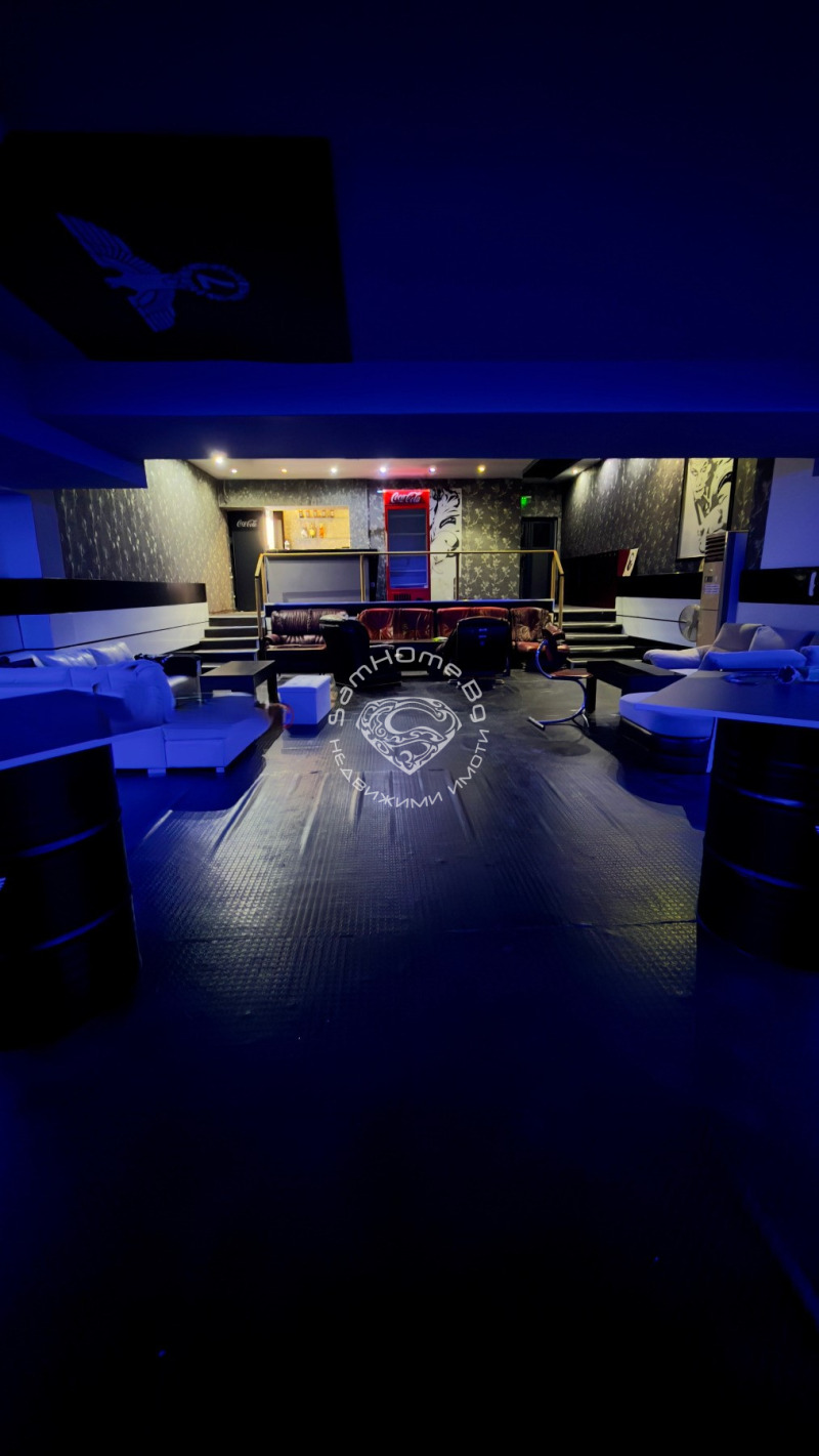 Te huur  Bar; Koffiebar Varna , Tsjajka , 200 m² | 22118410