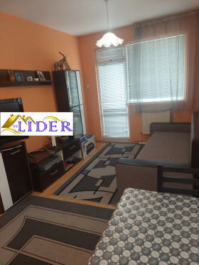 2 bedroom Idealen tsentar, Pleven 4