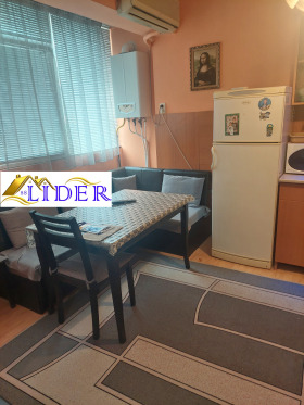 2 bedroom Idealen tsentar, Pleven 2