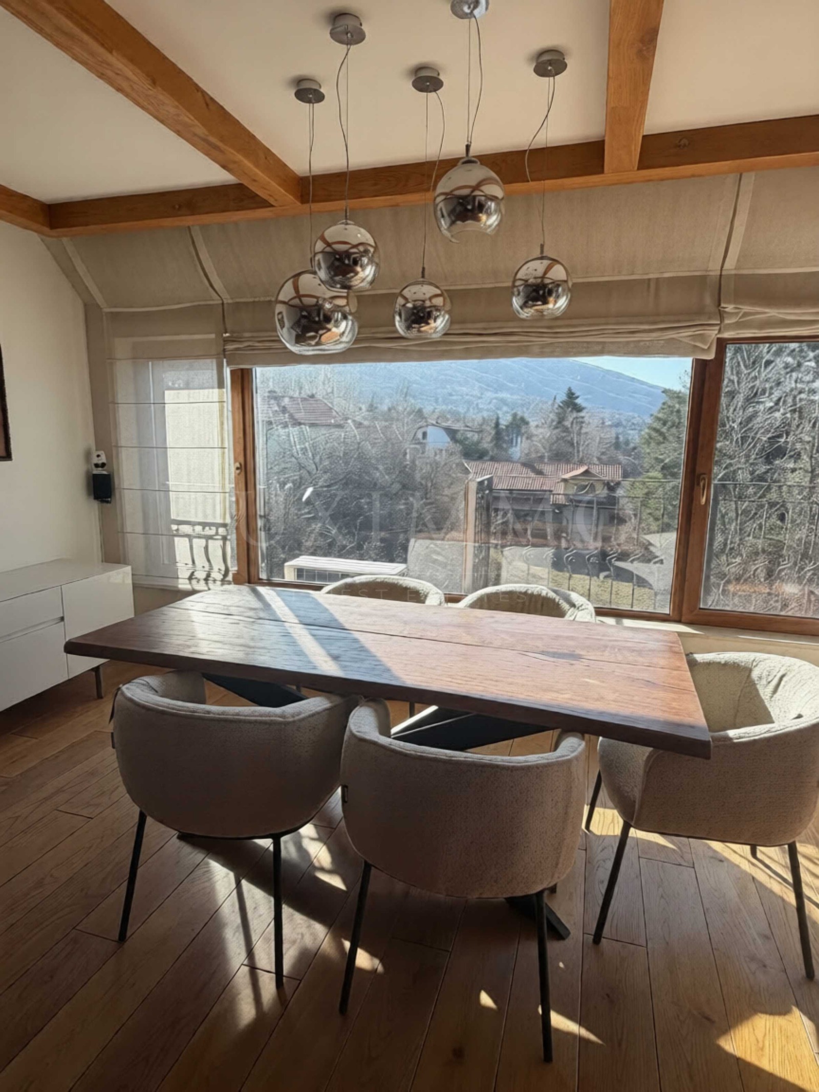 Дава под наем МНОГОСТАЕН, гр. София, Симеоново