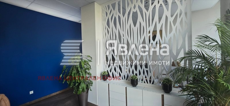 Дава под наем ОФИС, гр. София, Иван Вазов, снимка 2 - Офиси - 53687260