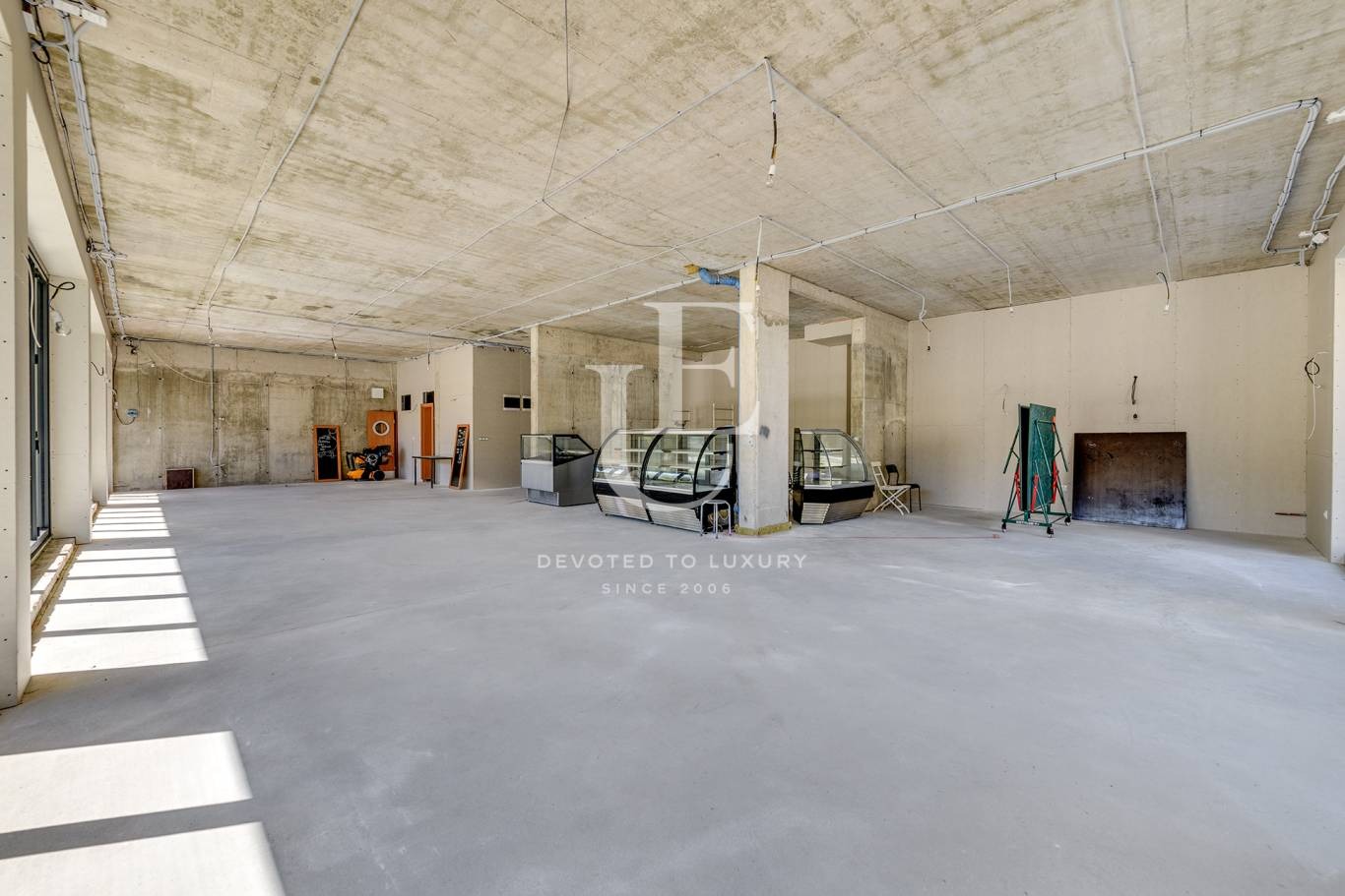 Дава под наем ЗАВЕДЕНИЕ, гр. София, Кръстова вада, снимка 2 - Заведения - 54190676