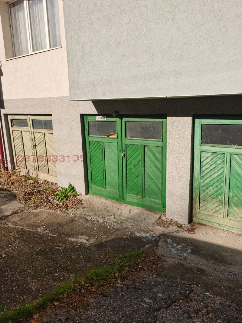 Дава под наем 4-СТАЕН, гр. Ловеч, Дикисана, снимка 17 - Апартаменти - 52784409