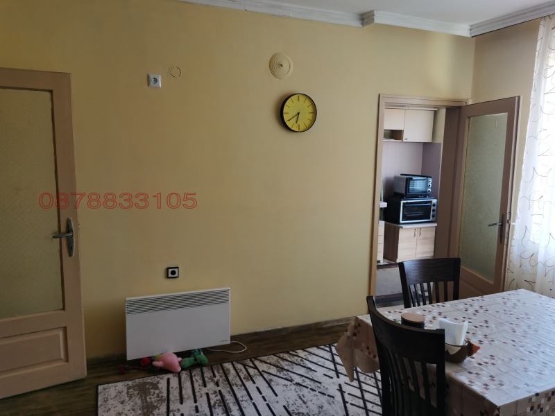 Дава под наем 4-СТАЕН, гр. Ловеч, Дикисана, снимка 14 - Апартаменти - 52784409