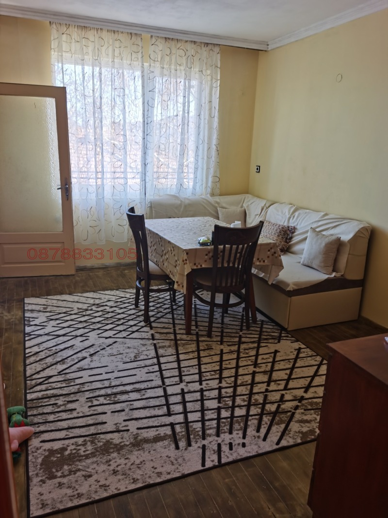 Дава под наем 4-СТАЕН, гр. Ловеч, Дикисана, снимка 15 - Апартаменти - 52784409