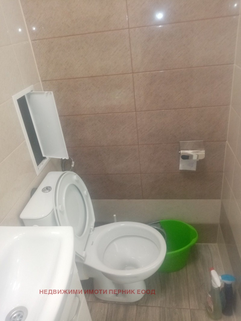 Дава под наем 1-СТАЕН, гр. Перник, Мошино, снимка 8 - Апартаменти - 52988015