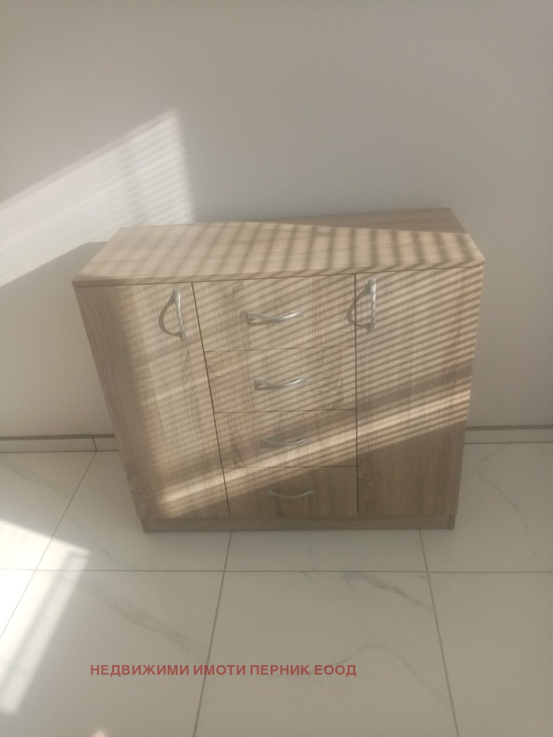 Дава под наем 1-СТАЕН, гр. Перник, Мошино, снимка 3 - Апартаменти - 52988015