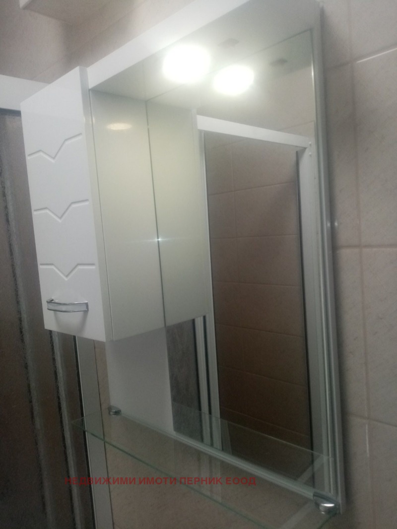 Дава под наем 1-СТАЕН, гр. Перник, Мошино, снимка 4 - Апартаменти - 52988015