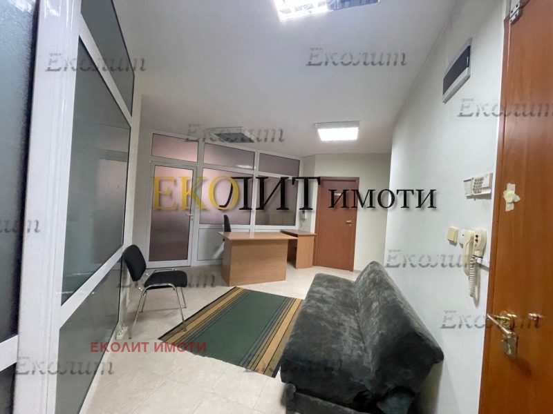Издаје се  Канцеларија Софија , Центар , 100 м2 | 87388840 - слика [2]