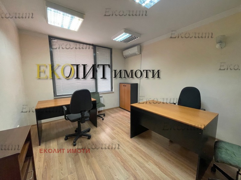 Издаје се  Канцеларија Софија , Центар , 100 м2 | 87388840 - слика [4]