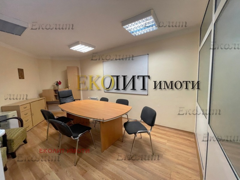 Издаје се  Канцеларија Софија , Центар , 100 м2 | 87388840