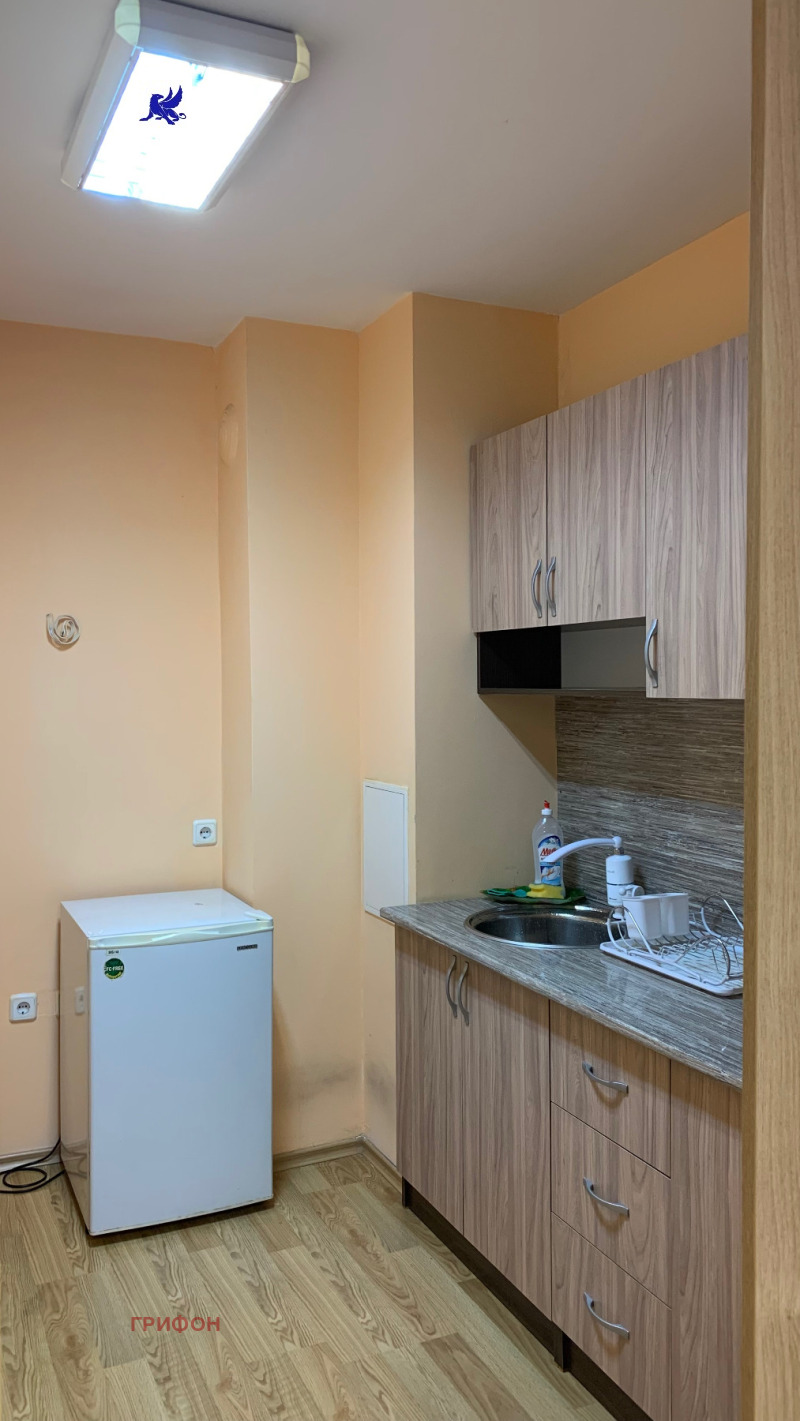 Дава под Наем 2-СТАЕН в град София, Хаджи Димитър - 75 кв.м / 500 € » 977.92 лв., ГРИФОН