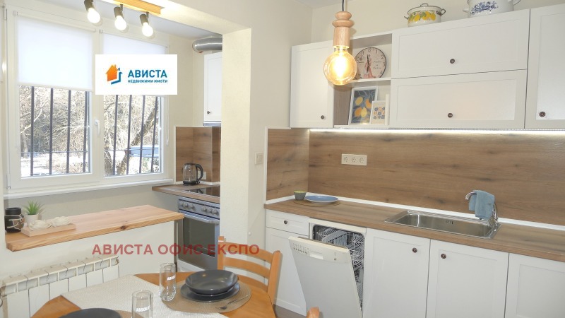 Дава под наем 2-СТАЕН, гр. София, Лозенец, снимка 5 - Апартаменти - 53004454