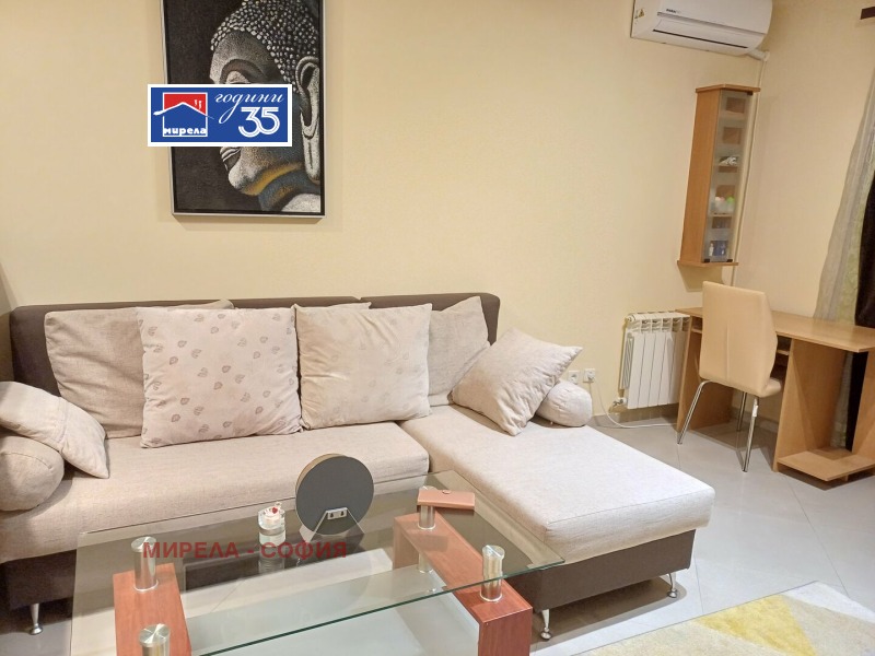 Дава под наем 2-СТАЕН, гр. София, Център, снимка 2 - Апартаменти - 53536751