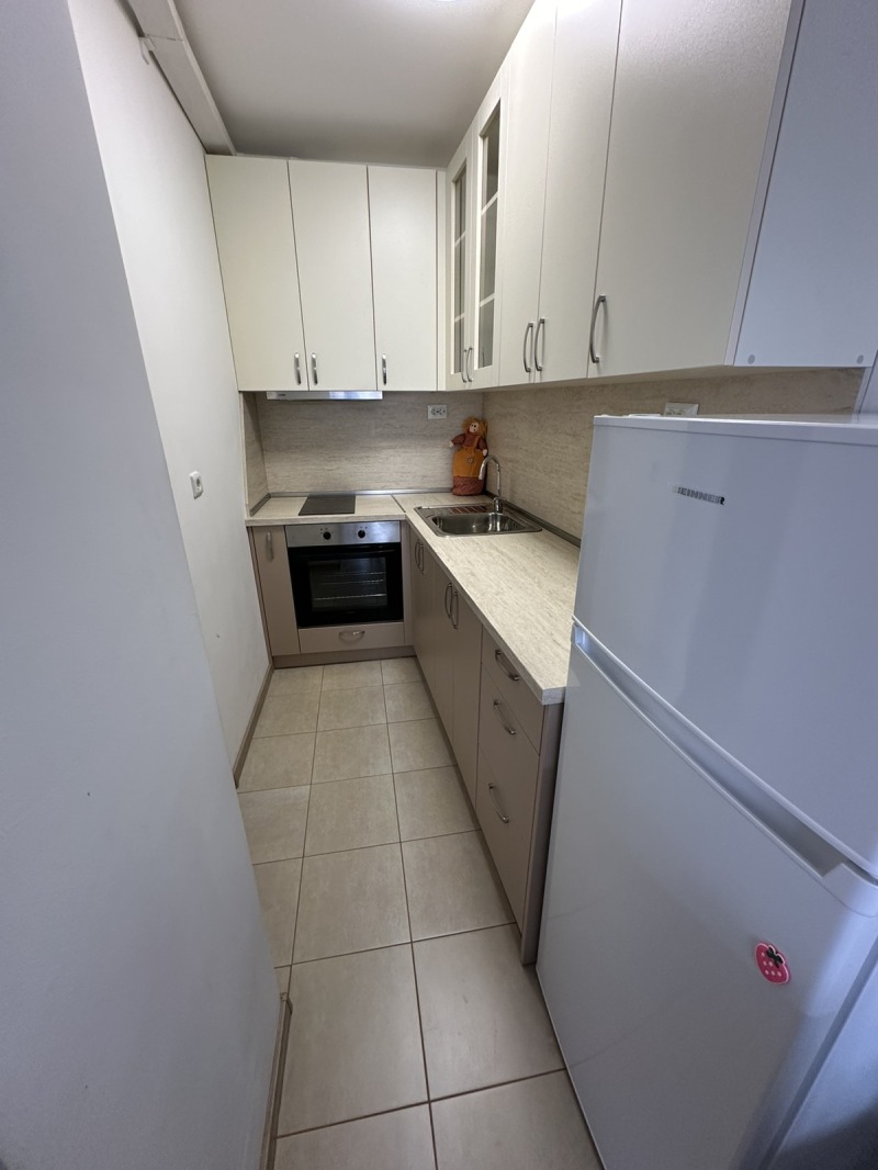 En renta  1 dormitorio Varna , Koljozen pazar , 55 metros cuadrados | 76363181 - imagen [2]