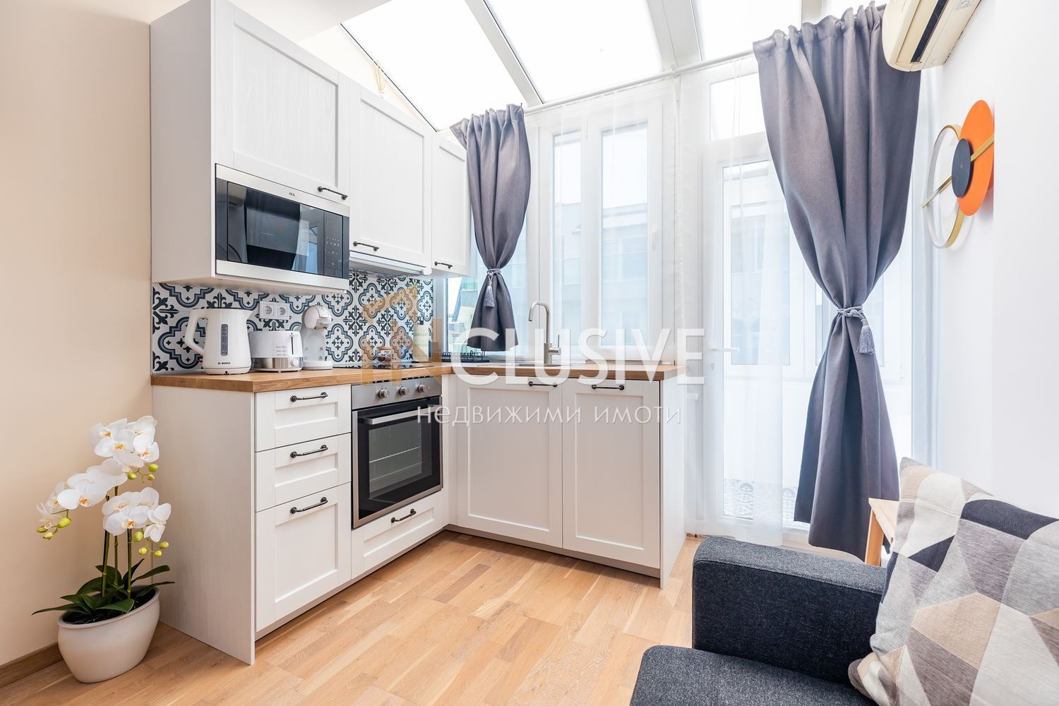 Дава под наем 2-СТАЕН, гр. Варна, Център, снимка 2 - Апартаменти - 51243113