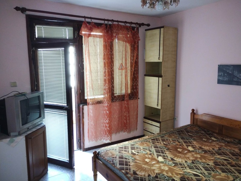K pronájmu  Studio Burgas , Vazraždane , 50 m2 | 42388239