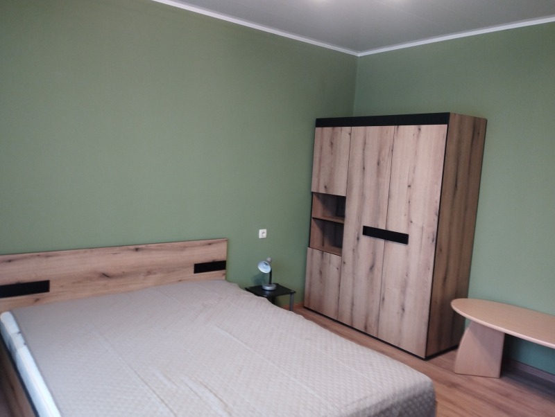 Дава под наем 3-СТАЕН, гр. София, Сухата река