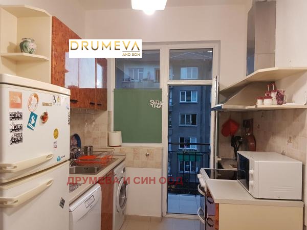 Zu vermieten  2 Schlafzimmer Sofia , Zentar , 100 qm | 10864092 - Bild [5]