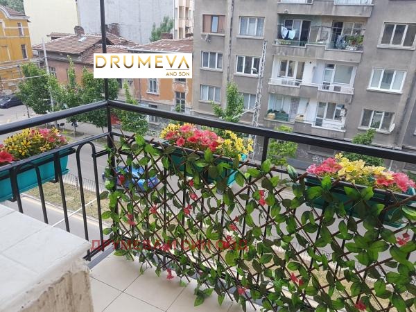 Te huur  2 slaapkamers Sofia , Tsentar , 100 m² | 10864092 - afbeelding [14]