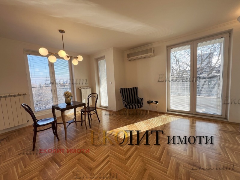 Издаје се  3+ спаваћа соба Софија , Изток , 180 м2 | 91857997 - слика [4]