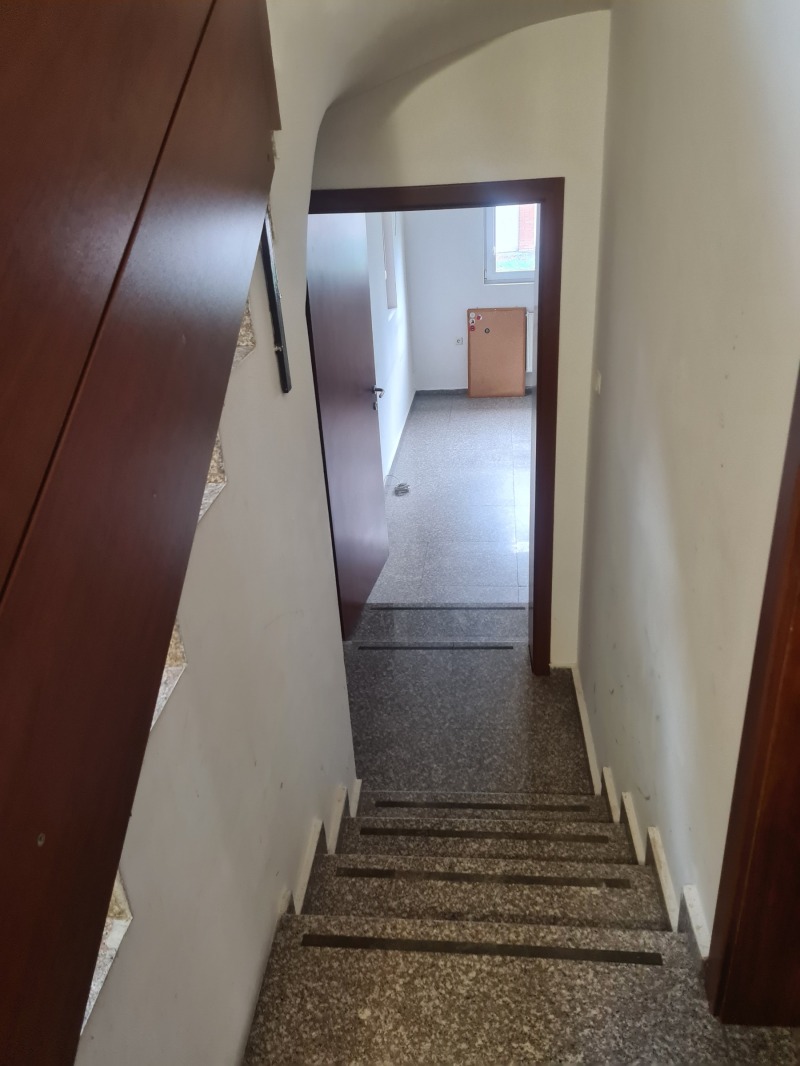 Te huur  Kantoor Sofia , Iztok , 274 m² | 60520046 - afbeelding [11]