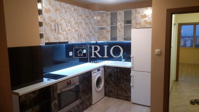 En renta  1 dormitorio Plovdiv , Trakiya , 70 metros cuadrados | 51955622 - imagen [4]