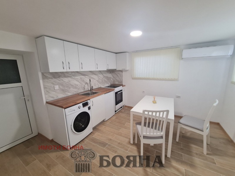 Дава под наем  1-стаен град Русе , Родина 1 , 15 кв.м | 73509804