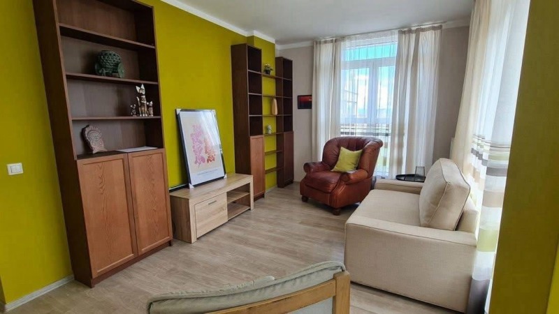 För uthyrning  3 sovrum Sofia , Drujba 2 , 150 kvm | 34483803