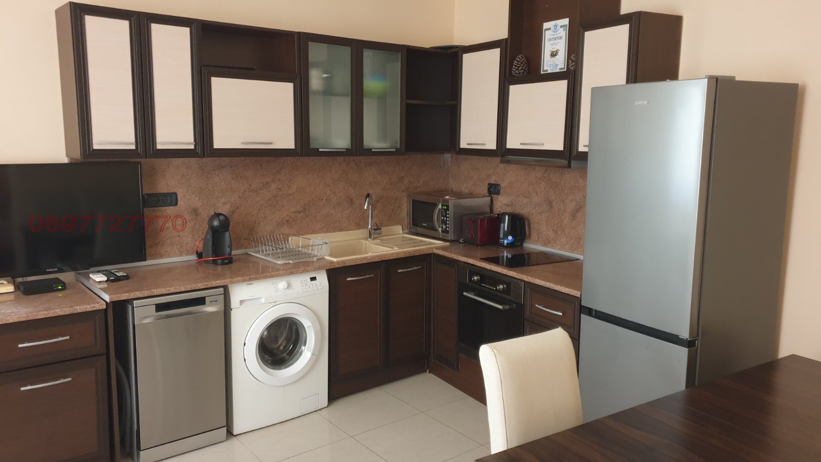 Дава под наем ЕТАЖ ОТ КЪЩА, гр. Варна, Център, снимка 3 - Етаж от къща - 54114937