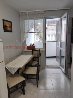 ���� ��� ���� 3-����� | Imot.bg � ����� ������ 12