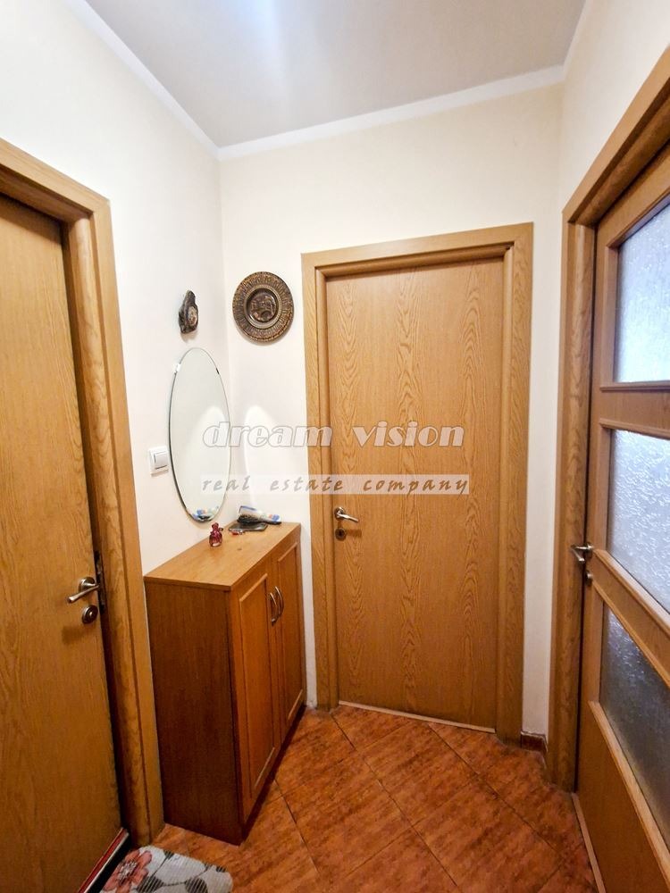 Дава под наем  2-стаен град София , Бъкстон , 83 кв.м | 75269713 - изображение [12]