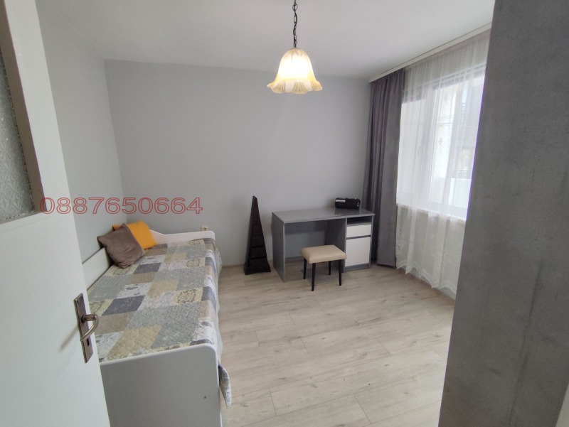 Дава под наем 3-СТАЕН, гр. Бургас, Център, снимка 3 - Апартаменти - 53344551